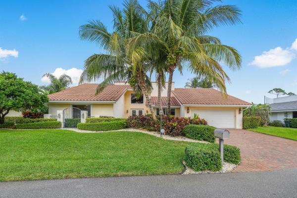 Seagate Country Club At The Hamlet, 4877 Pineview Cir, Delray Beach, Florida 33445, image 1