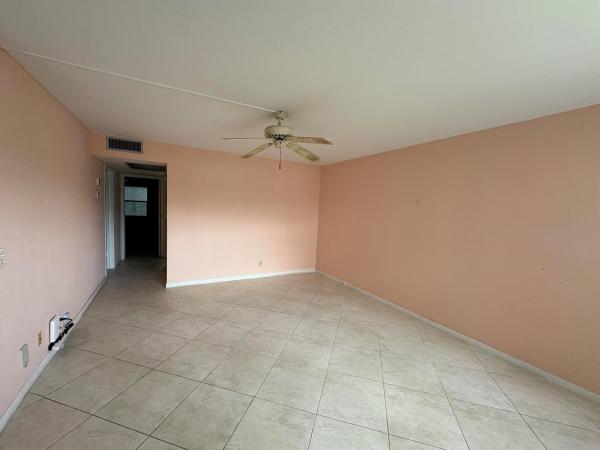 1006 Guildford A, Boca Raton, Florida 33434, image 2