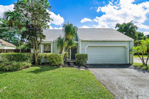 Tree Tops Of Wellington, 500 Oak Shadow Way, Wellington, Florida 33414, image 1