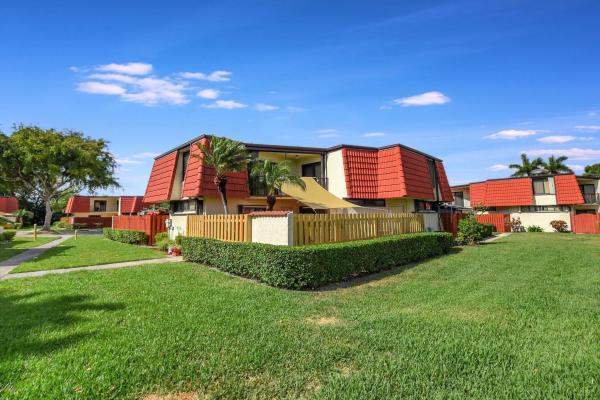 Somerset, 3718 Victoria Dr, West Palm Beach, Florida 33406, image 1