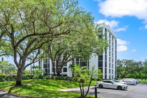Lakewood Midrise At Boca West Country Club, 7819 Lakeside Blvd #0814, Boca Raton, Florida 33434, image 1