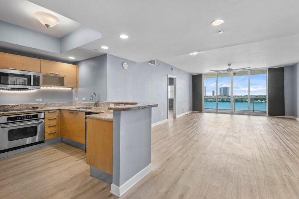 Marina Grande Club & Residences, 2640 Lake Shore Dr #614, Riviera Beach, Florida 33404, image 1