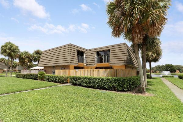 Village Of Sandalwood Lakes, 1012 10th Way, West Palm Beach, Florida 33407, image 1