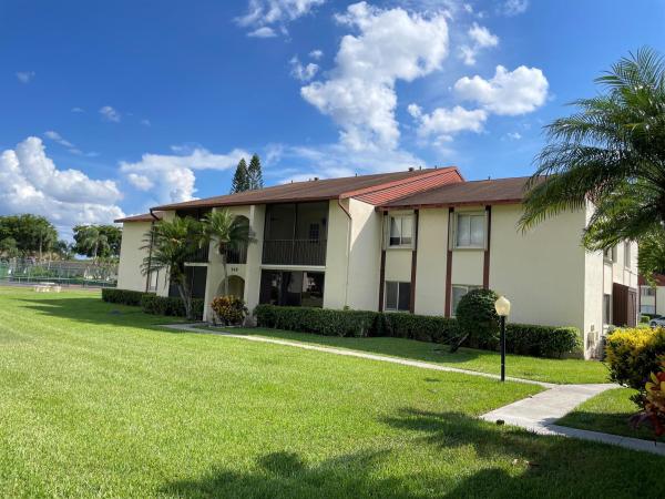 Pine Ridge At Haverhill, 4759 Sable Pine Cir #B1, West Palm Beach, Florida 33417, image 1