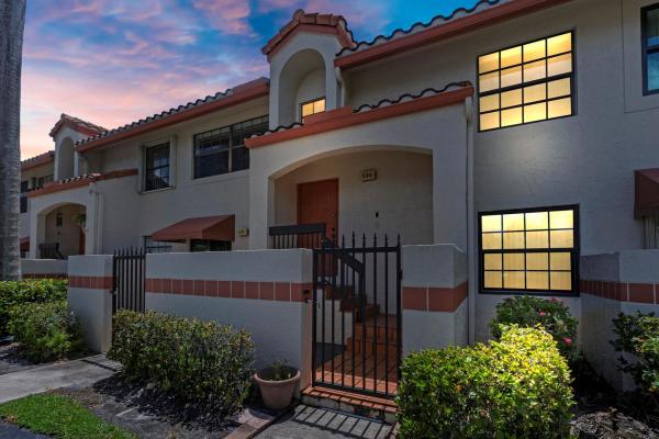 506 Congressional Way, Deerfield Beach, Florida 33442, image 1