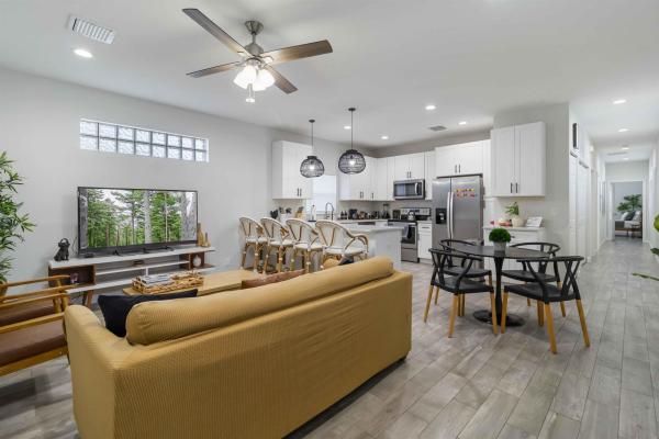 Lake Worth Town, 18 S D St, Lake Worth Beach, Florida 33460, image 1