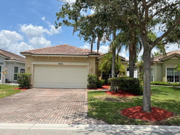 Heritage Oaks At Tradition, 9925 SW Stonegate Dr, Port St. Lucie, Florida 34987, image 1