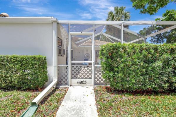 Sun Terrace At The Oaks, 6903 Geminata Oak Ct, Palm Beach Gardens, Florida 33410, image 1