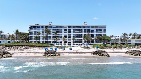 Cove Beach Club, 500 SE 21st Ave #406, Deerfield Beach, Florida 33441, image 1