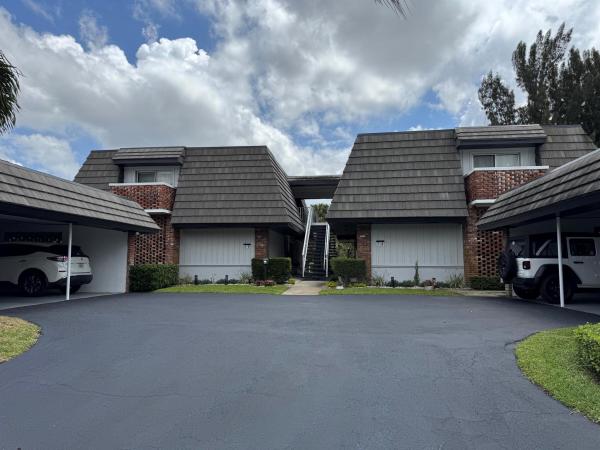 Tudors In The Pines 2, 404 Pine Tree Ct #6, Atlantis, Florida 33462, image 1