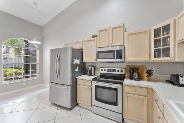 Mizner Pointe Of Boca Via Ancho, 8595 Via Serena, Boca Raton, Florida 33433, image 3