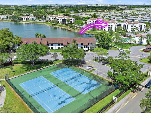 Lake Pointe, 210 Lake Pointe Dr #310, Oakland Park, Florida 33309, image 1