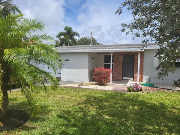 Cresthaven, 1631 NE 33rd Ct, Pompano Beach, Florida 33064, image 1
