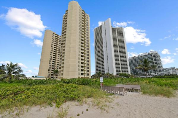 Phoenix Towers, 2800 N Ocean Dr #A23d, Riviera Beach, Florida 33404, image 1