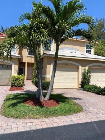 San Briana At Crystal Lake, 4157 Crystal Lake Dr, Deerfield Beach, Florida 33064, image 1