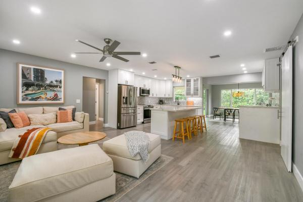 Jupiter In The Pines, 400 Tequesta Dr, Tequesta, Florida 33469, image 1