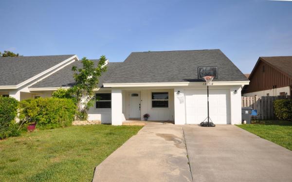 Channing Villas Of Wellington, 12064 Suellen Cir, Wellington, Florida 33414, image 1