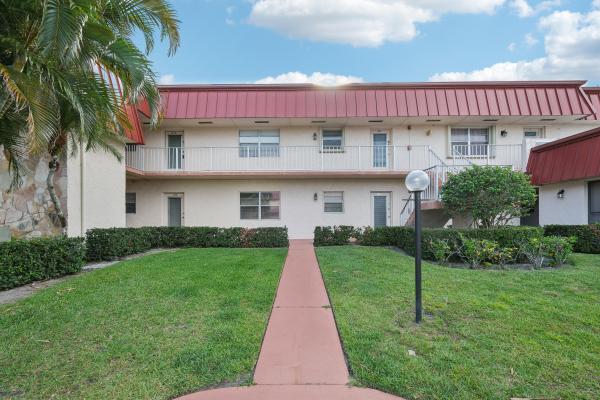 Greenway Village South, 12012 Greenway Cir #206, Royal Palm Beach, Florida 33411, image 1