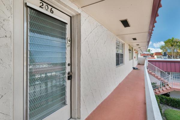 Greenway Village South, 12012 Greenway Cir S #206, Royal Palm Beach, Florida 33411, image 2