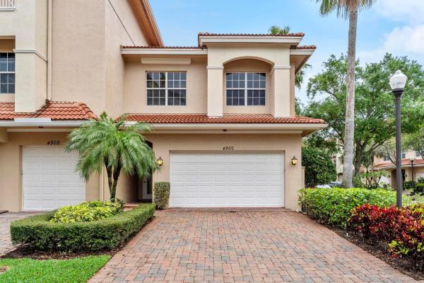 Cielo Townhomes, 4900 Vine Cliff Way, Palm Beach Gardens, Florida 33418, image 1