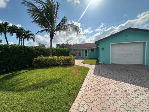 Lake Osborne Shores, 442 Griswold Dr, Lake Worth Beach, Florida 33461, image 2