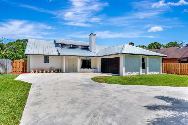 18975 SE County Line Rd, Jupiter, Florida 33469, image 1