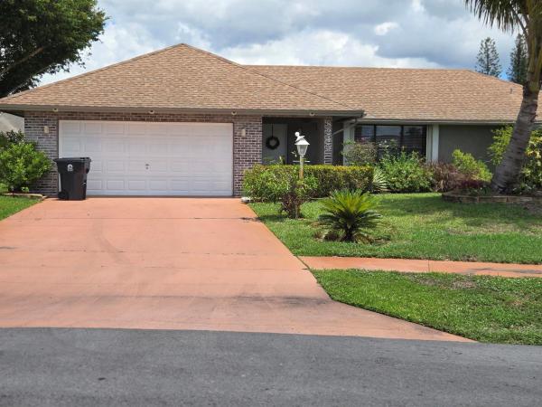 Lakes Of Lantana, 8245 Whitewood Cv, Lake Worth Beach, Florida 33467, image 1