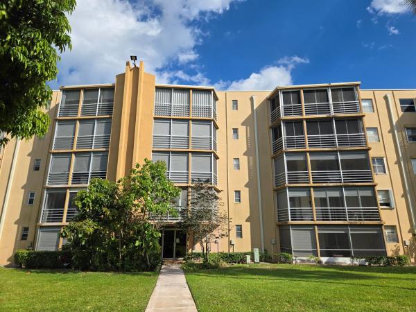 Boca Teeca, 5201 NW 2nd Ave #213, Boca Raton, Florida 33487, image 1