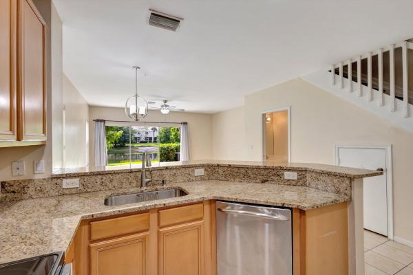 Palmbrooke Townhomes, 4858 Palmbrooke Cir, West Palm Beach, Florida 33417, image 1