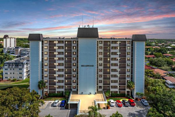 Briarwood Club, 9101 W Sample Rd #805, Coral Springs, Florida 33065, image 1