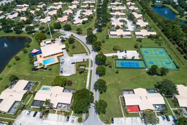 Westwood Gardens, 5550 Golden Eagle Cir, Palm Beach Gardens, Florida 33418, image 1