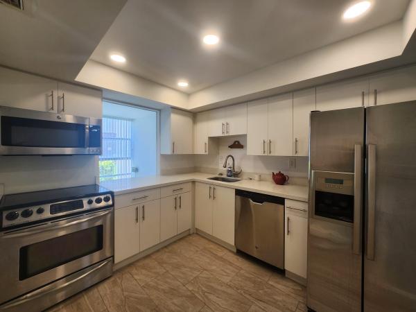 De Soto Park South, 851 Three Islands Blvd Blvd #102, Hallandale Beach, Florida 33009, image 1