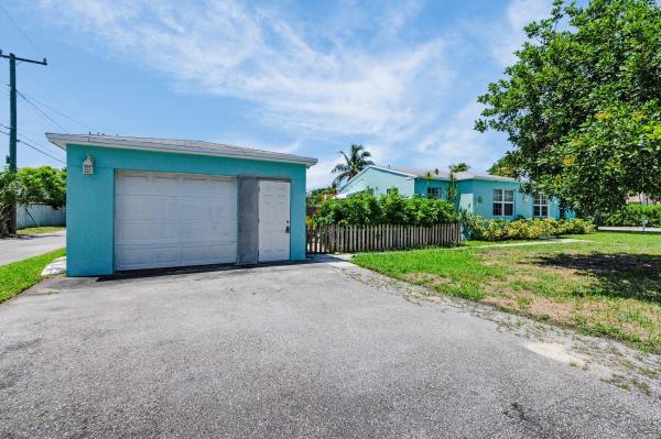Delray Beach No HOA, 301 SW 1st Ave, Delray Beach, Florida 33444, image 2