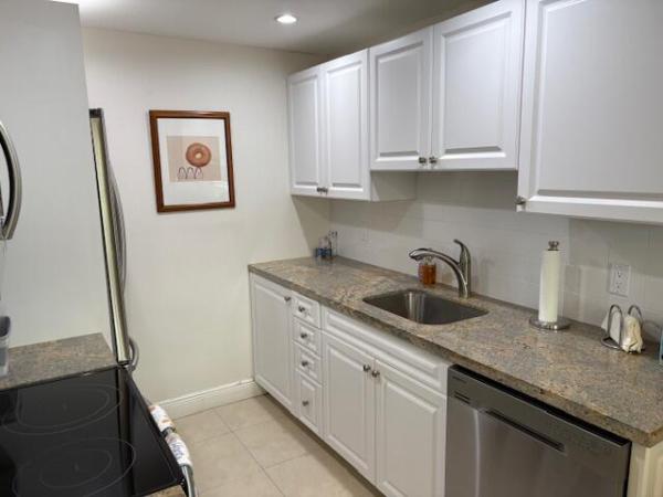 1033 Guildford B #1033, Boca Raton, Florida 33434, image 1