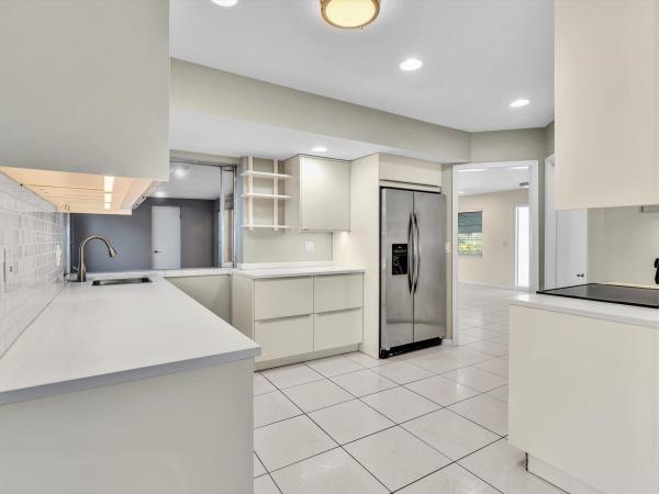 Seacrest Hills, 2710 SW 6th St, Boynton Beach, Florida 33435, image 2