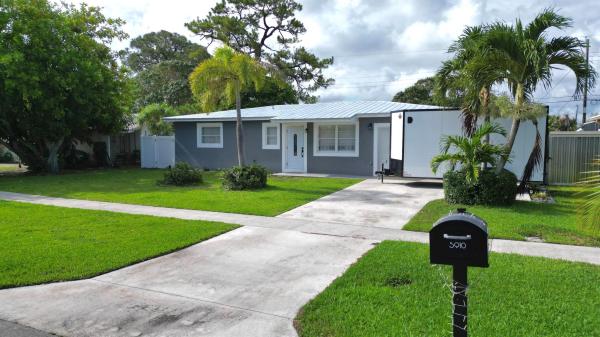 Forest Hill Village, 5910 Queen Anne Rd, West Palm Beach, Florida 33415, image 1