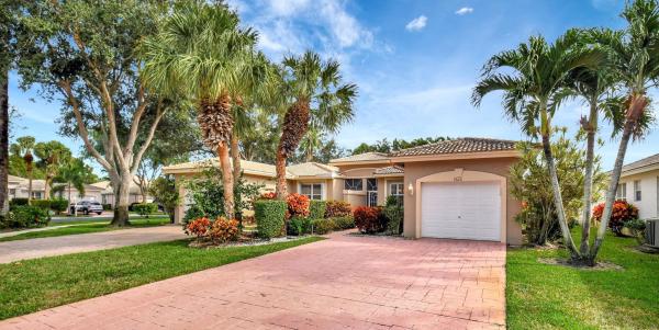 Palm Isles West, 9620 Crescent View Dr, Boynton Beach, Florida 33437, image 1