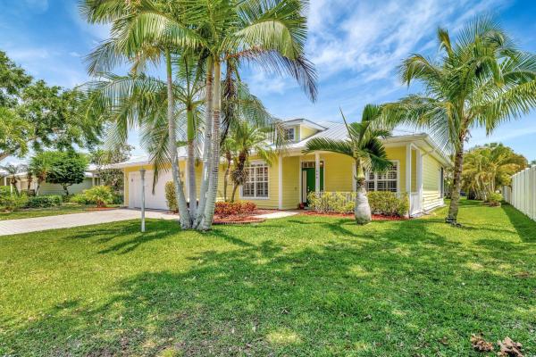 Little Kayak Point, 646 NE Muskrat Run, Port St. Lucie, Florida 34983, image 1