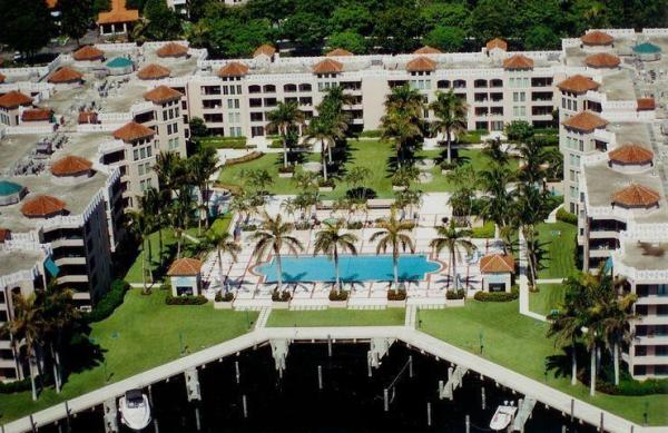 Mizner Court, 100 SE 5th Ave #102, Boca Raton, Florida 33432, image 1