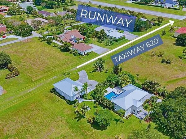 Aero Club Of The Landings At Wellington, 2900 Greenbriar Blvd, Wellington, Florida 33414, image 1