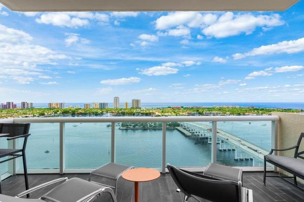 Marina Grande Club & Residences, 2640 Lake Shore Dr #2609, Riviera Beach, Florida 33404, image 1