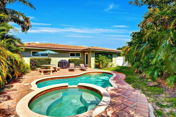 Juno Beach No HOA, 390 N Juno Ln, Juno Beach, Florida 33408, image 1