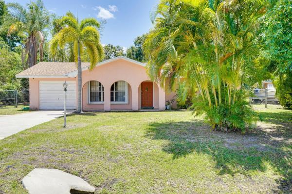 Lakewood Park, 7103 Fort Walton Ave, Fort Pierce, Florida 34951, image 1