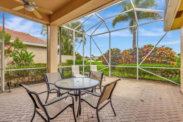 Huntington At Wycliffe, 4498 Hazleton Ln, Lake Worth, Florida 33449, image 2