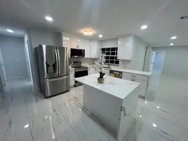 Boca Raton Square, 1720 SW 13th St, Boca Raton, Florida 33486, image 1