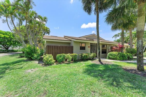 Willowbrook At The Meadows, 11 Meadows Dr, Boynton Beach, Florida 33436, image 1