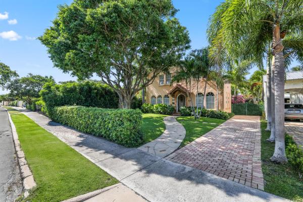 Southland Park, 325 Greymon Dr, West Palm Beach, Florida 33405, image 1