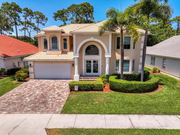 Bent Tree, 172 Bent Tree Dr, Palm Beach Gardens, Florida 33418, image 1