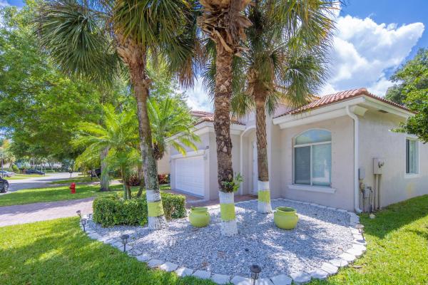 Pine Grove Farm At River Bridge, 139 Two Pine Dr, Greenacres, Florida 33413, image 1