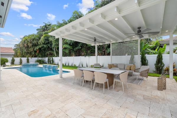 Colonnade At Glen Oaks, 2646 NW 49th St, Boca Raton, Florida 33434, image 2
